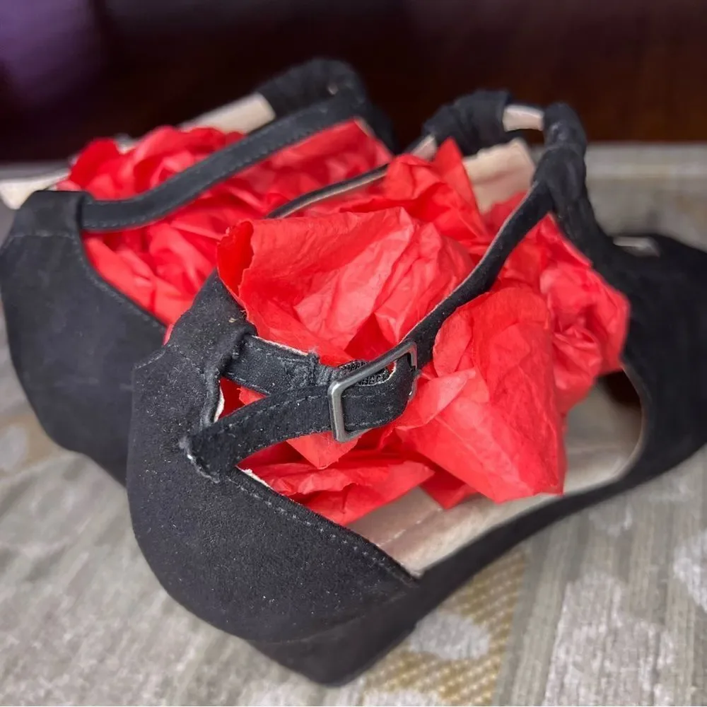 Comfort Peep Toe Ankle Strap Buckle Women's Wedge